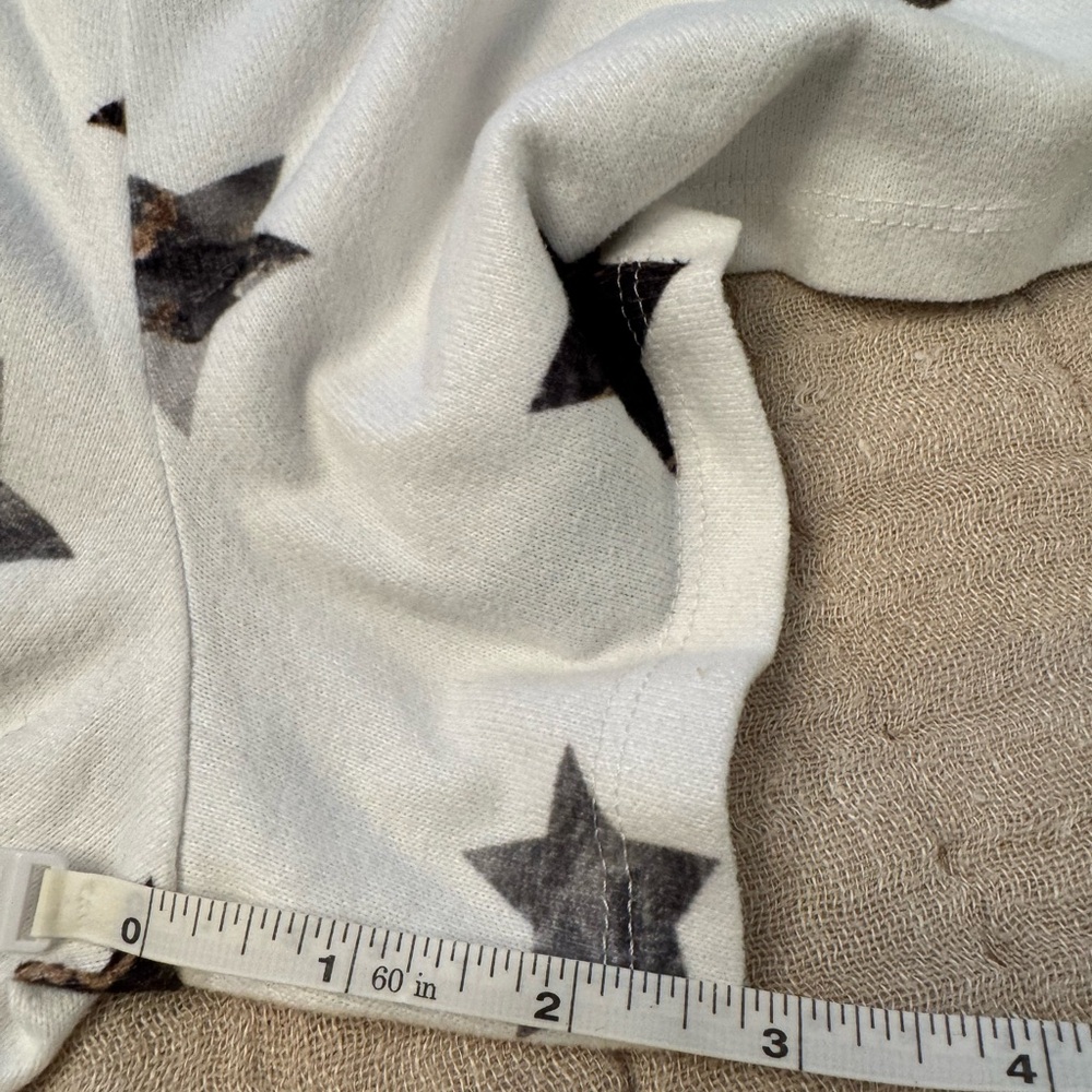 Comfy PJ Salvage Star Print Pajama Shorts. Size M - Picture 4 of 5